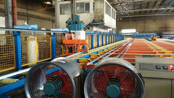 Stabilny system obsługi wytłaczania aluminium Półautomatyczny / automatyczny