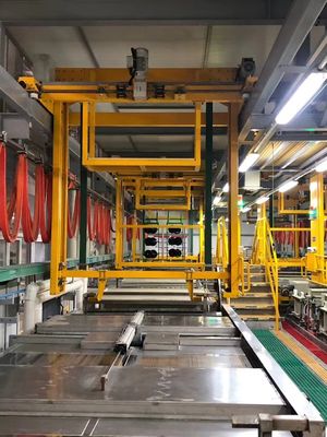 Zautomatyzowana linia do anodowania 650 ton Aluminiowy automatyczny system sterowania