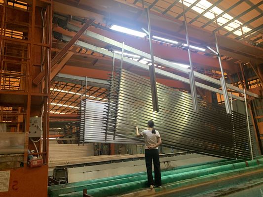 Dobra cena. Zbiornik odtłuszczający z wolnym kwasem siarkowym 180 plusmn 30 g/l do linii produkcyjnej anodowania w Internecie