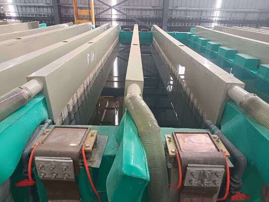 Dobra cena Linia do anodowania aluminium o wydajności 150 T/M z grubością warstwy 8-25 µm i maksymalną długością profilu 6500 mm w Internecie