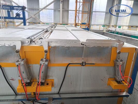 Dobra cena Dostosowanie i elastyczność Automatyczna linia anodująca o grubości folii 8-12 μm dla profili stopu aluminium o grubości 6500 mm w Internecie
