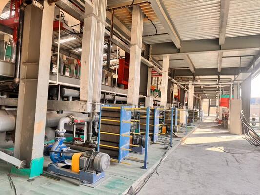 Dobra cena Automatyczna aluminiowa linia anodizowania dla drzwi z roletami o stabilnej odporności na warunki pogodowe, spójnym wykończeniu kolorystycznym i jednolitej grubości folii tlenowej W Internecie