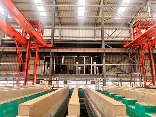 Dobra cena Automatyczna linia anodowania aluminium z jednolitą folia 10 ̊15 μm i automatyczne sterowanie PLC dla półprzewodników czystych komponentów W Internecie